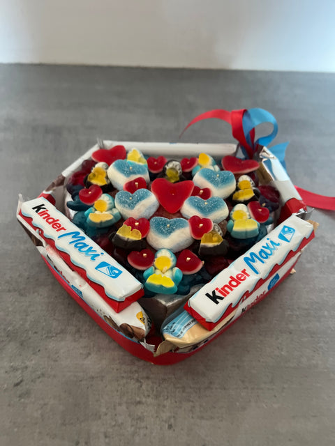 coeur chocolat autour et bonbon a l'intérieur